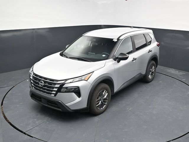Used 2024 Nissan Rogue S AWD/4WD image 42