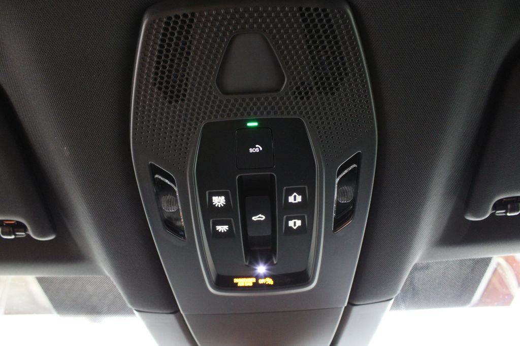 Used 2024 Porsche Macan 4 Electric AWD/4WD image 37