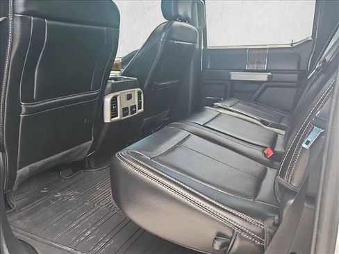 Used 2019 Ford F150 Lariat image 19