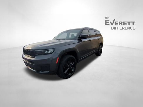 Used 2023 Jeep Grand Cherokee L Laredo AWD/4WD image 7