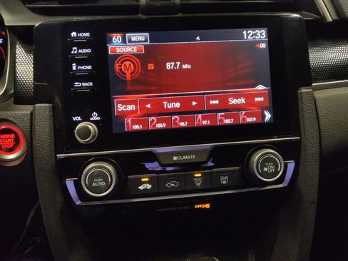 Used 2020 Honda Civic Sport image 25