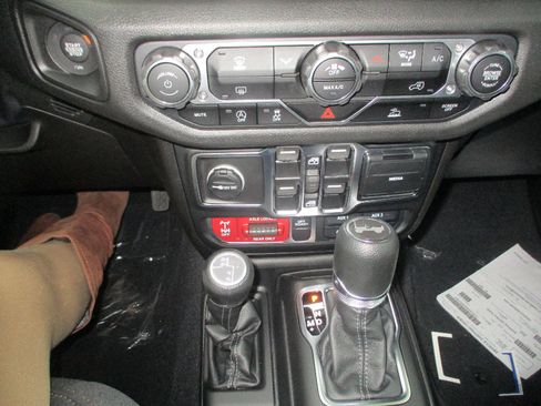 New 2025 Jeep Wrangler Willys image 6