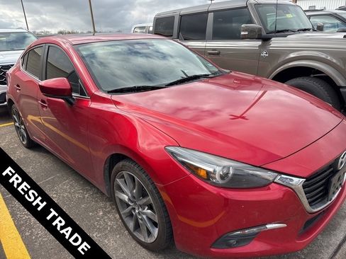 Used 2018 MAZDA MAZDA3 Grand Touring image 11