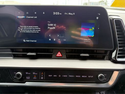 Used 2023 Kia Sportage EX FWD image 17