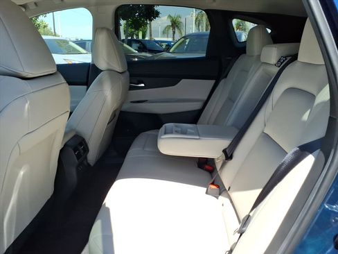 New 2025 Nissan Murano SL image 10