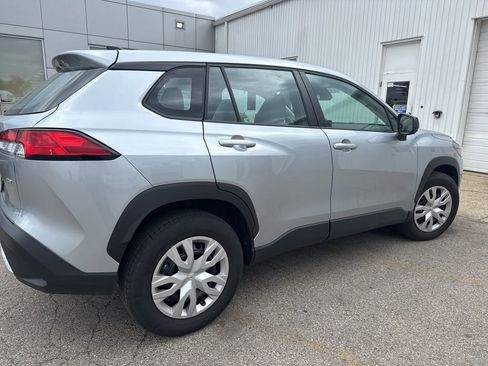 Used 2023 Toyota Corolla Cross L image 6