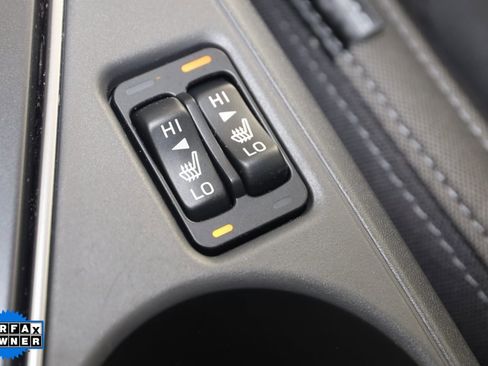 Used 2025 Subaru Crosstrek 2.0i Premium image 8