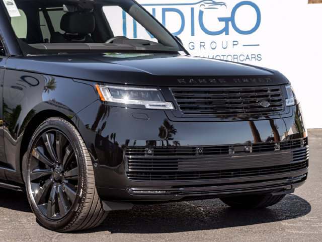 New 2026 Land Rover Range Rover Long Wheel Base SV AWD/4WD image 5