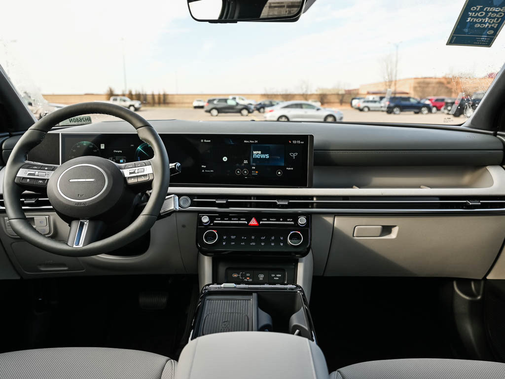 New 2026 Hyundai Tucson Limited AWD/4WD image 16