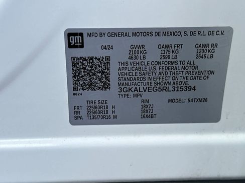 Used 2024 GMC Terrain SLT AWD/4WD image 33