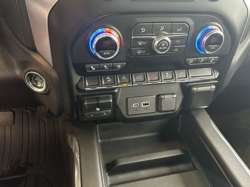 Used 2021 GMC Sierra 1500 SLT w/ SLT Premium Package image 14