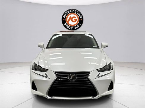 Used 2020 Lexus IS 300 image 2