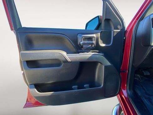 Used 2018 Chevrolet Silverado 1500 LT w/ All Star Edition image 16