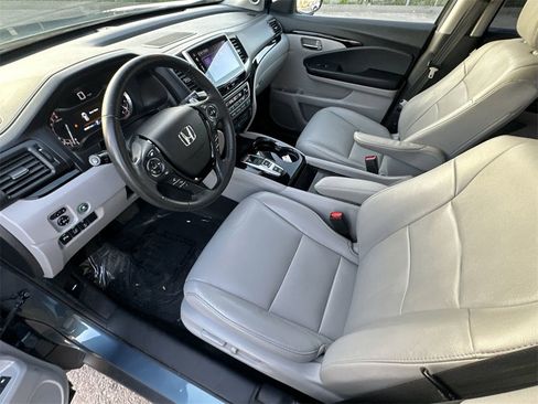 Used 2018 Honda Pilot Touring image 22