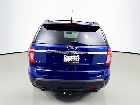 Used 2014 Ford Explorer XLT w/ Equipment Group 202A image 6