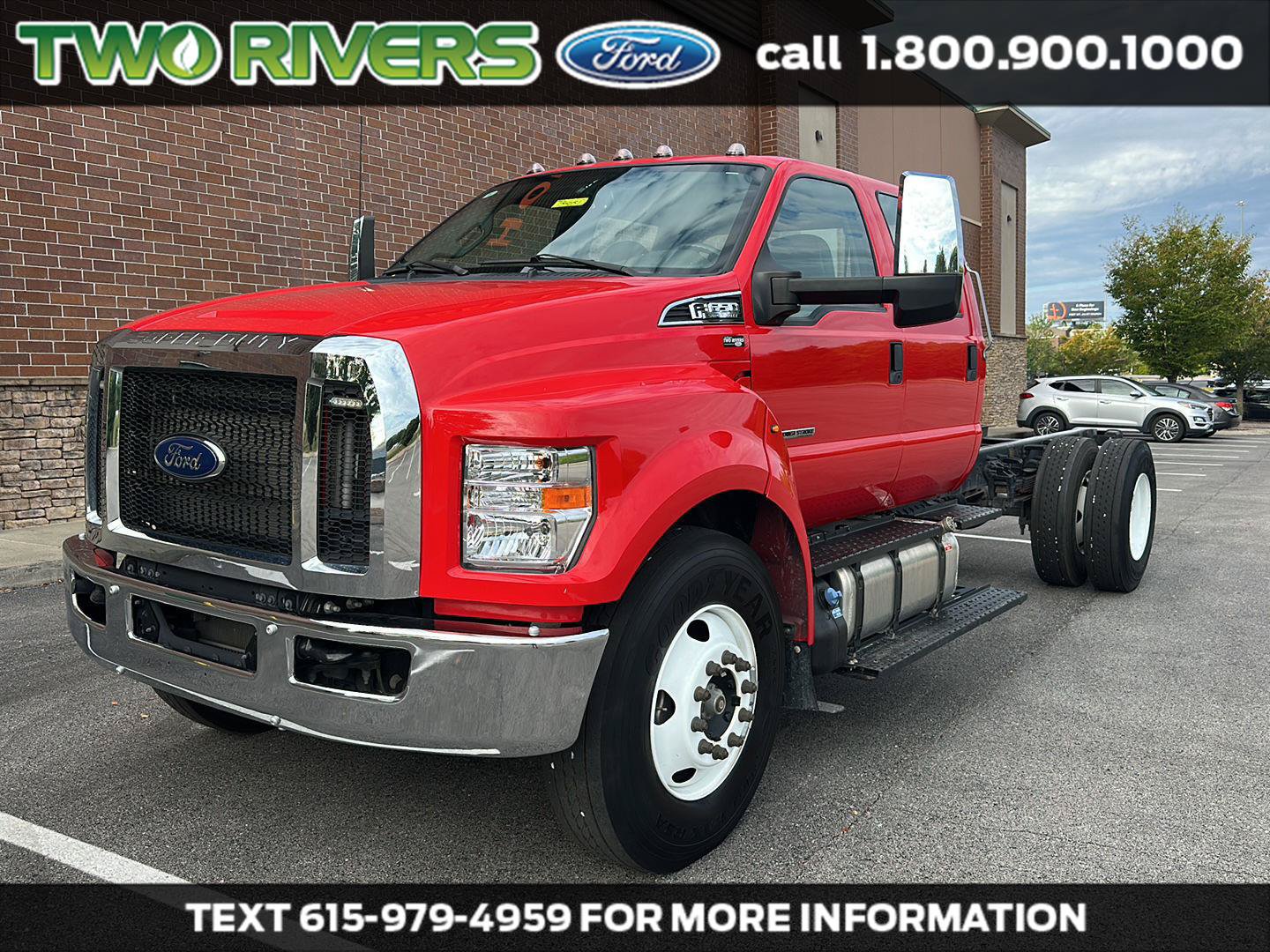 Used 2025 Ford F650 2WD Crew Cab Super Duty image 1