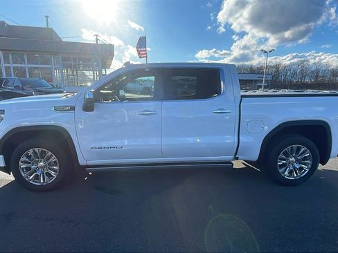 Used 2023 GMC Sierra 1500 Denali w/ Technology Package image 4
