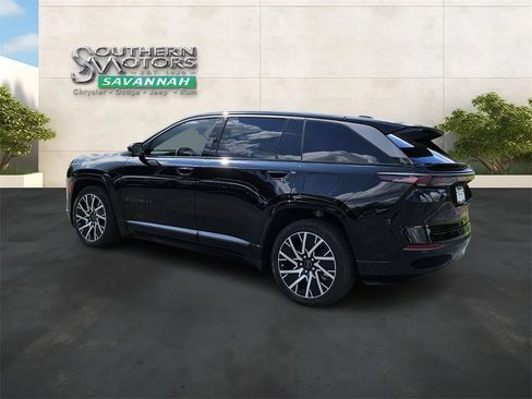 New 2025 Jeep Wagoneer S Limited AWD/4WD image 3