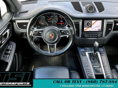Used 2017 Porsche Macan GTS image 5