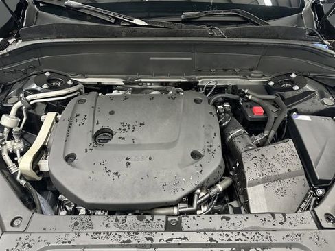 Used 2024 Volvo XC90 B6 Ultimate w/ Lounge Package image 40