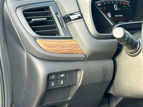 Used 2021 Honda CR-V EX-L image 11