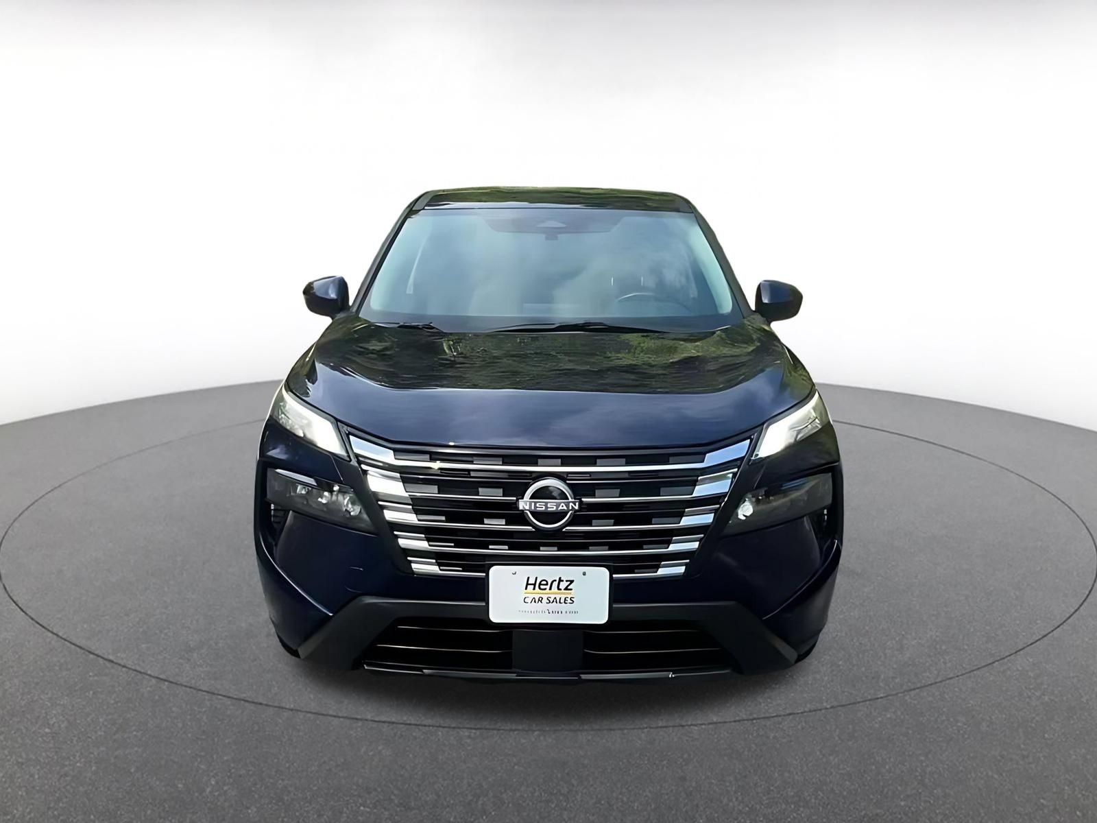 Used 2025 Nissan Rogue SV AWD/4WD image 4