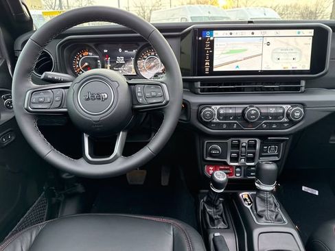 New 2026 Jeep Wrangler Unlimited Rubicon w/ Safety Group image 20