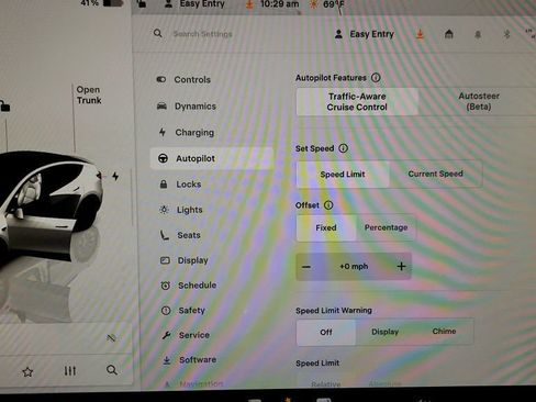 Used 2023 Tesla Model Y Long Range image 19