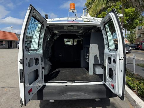 Used 2013 Ford E-150 and Econoline 150 RWD image 10