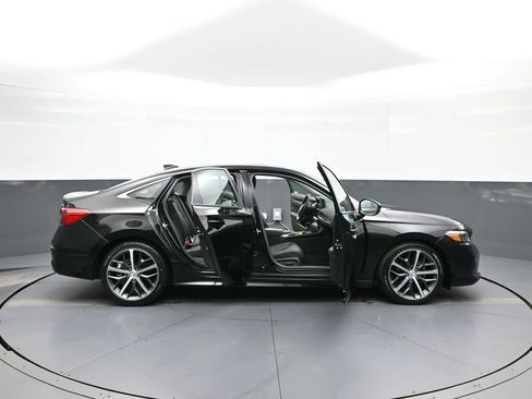 Used 2023 Honda Civic Touring image 42