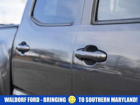 Used 2019 Toyota Tacoma 4x4 Double Cab image 19