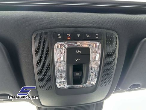 Used 2024 Mercedes-Benz GLE 350 4MATIC image 36