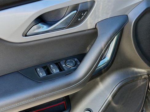 Used 2022 Chevrolet Blazer LT w/ Sound & Technology Package FWD image 22
