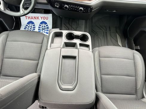 Used 2023 Chevrolet Silverado 1500 LT AWD/4WD image 11