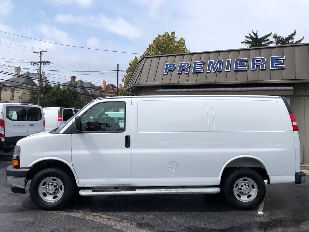 Used 2025 Chevrolet Express 2500 w/ Driver Convenience Package RWD image 3