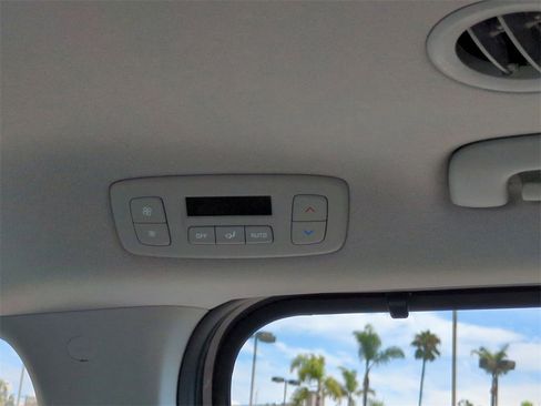 New 2026 Kia Carnival SX image 33