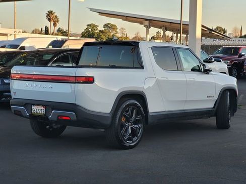 Used 2023 Rivian R1T Adventure image 4