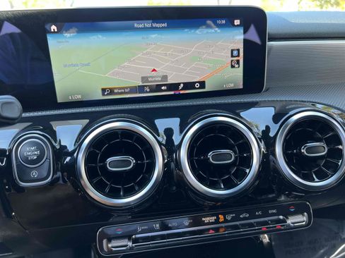 Used 2019 Mercedes-Benz A 220 image 8