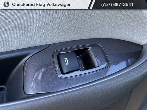 Used 2023 Chevrolet Malibu LS image 25