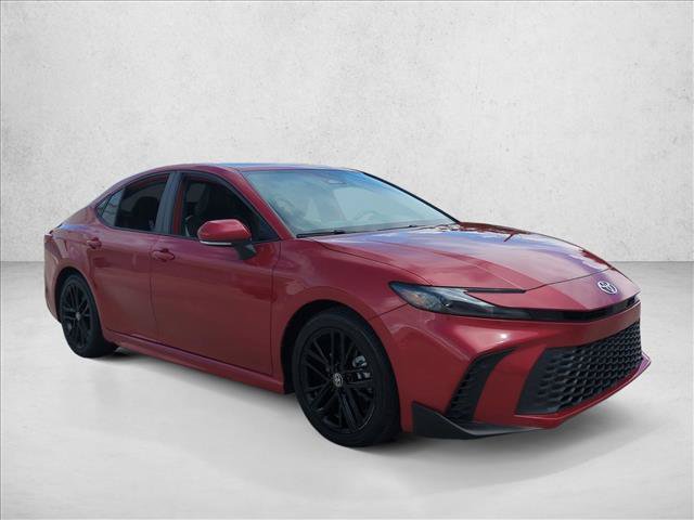 Certified 2025 Toyota Camry SE FWD image 3