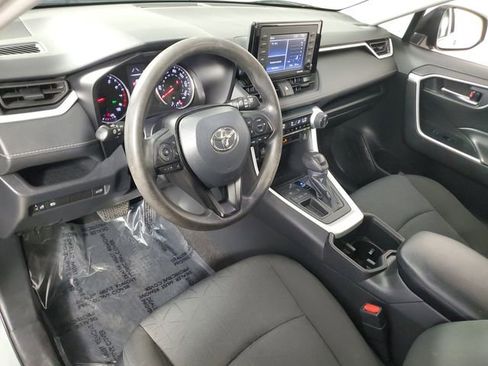 Used 2022 Toyota RAV4 XLE w/ Convenience Package image 18