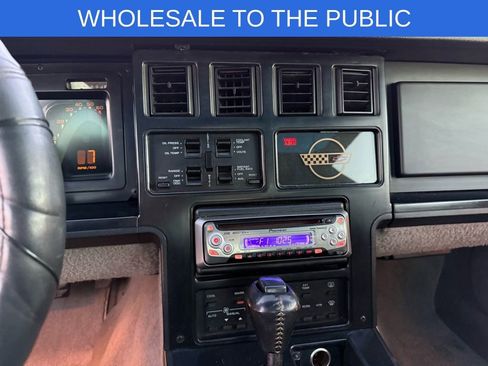 Used 1988 Chevrolet Corvette Coupe image 17