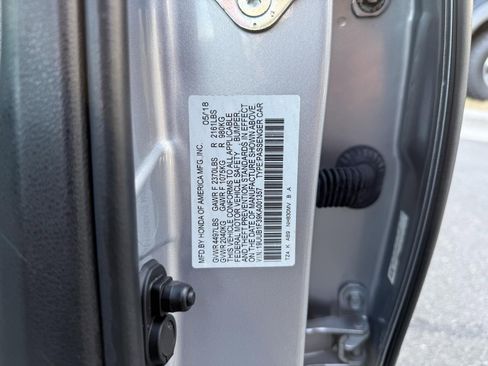 Used 2019 Acura TLX image 52