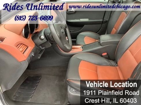 Used 2009 Chevrolet Malibu LTZ w/ HFV6 Engine Package image 12