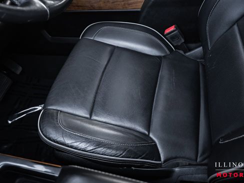 Used 2019 Chevrolet Silverado 3500 High Country w/ Duramax Plus Package image 18