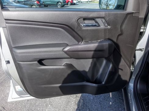 New 2026 Chevrolet Colorado LT image 12