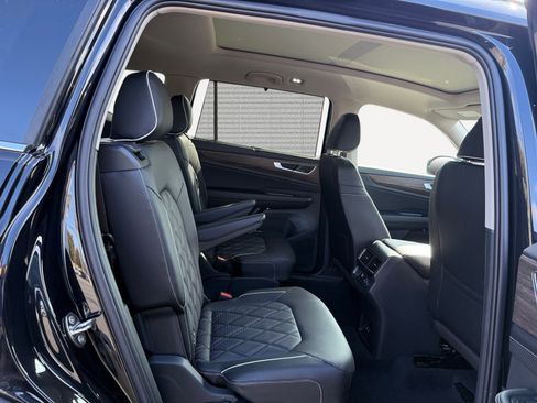 New 2026 Volkswagen Atlas SEL Premium R-Line image 18