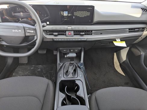 New 2026 Kia K4 LXS image 14