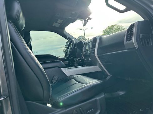 Used 2020 Ford F150 Lariat w/ Equipment Group 502A Luxury AWD/4WD image 33