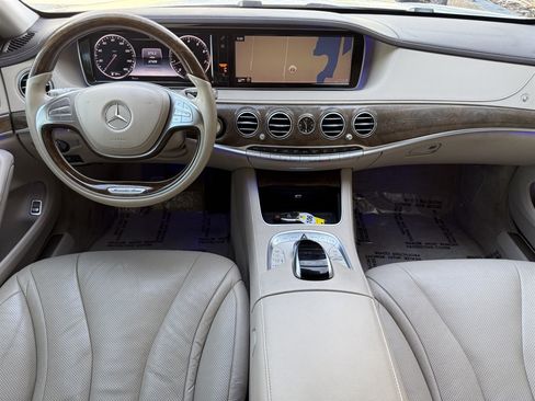 Used 2015 Mercedes-Benz S 550 Sedan image 24